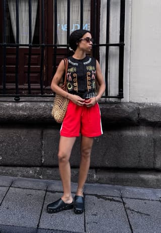 Chaleco con bolso shopping