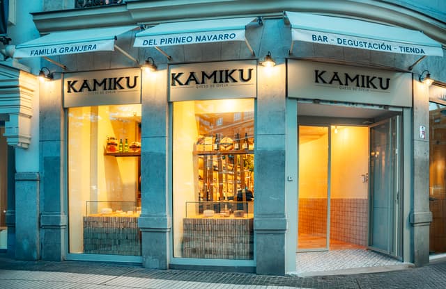 KAMIKU