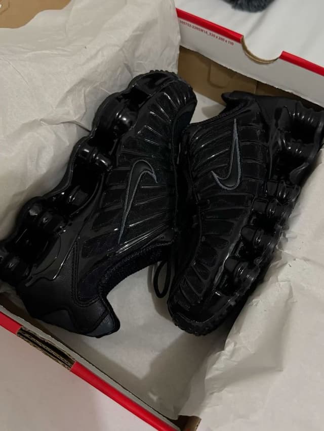Nike Shox