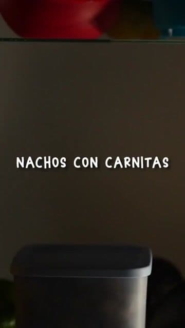 Cómo hacer nachos con carnitas usando productos Tupperware