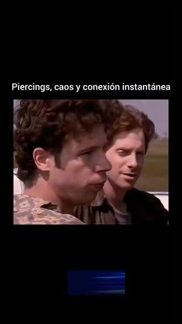 En 'Rat Race' (2001), la escena donde el personaje de Vince Vieluf se hace un piercing en la lengua define el humor físico del filme. El rodaje se realizó bajo el intenso calor de los desiertos de Nevada y Canadá.
