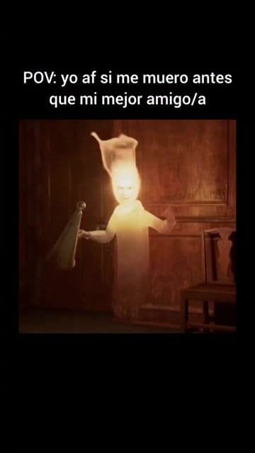 Ebenezer Scrooge es un personaje malhumorado y gruñón que trata con desprecio y malos modales a su fiel empleado Bob Cratchit y a su alegre sobrino. Pero, cuando el espíritu de las Navidades pasadas, presentes y futuras l