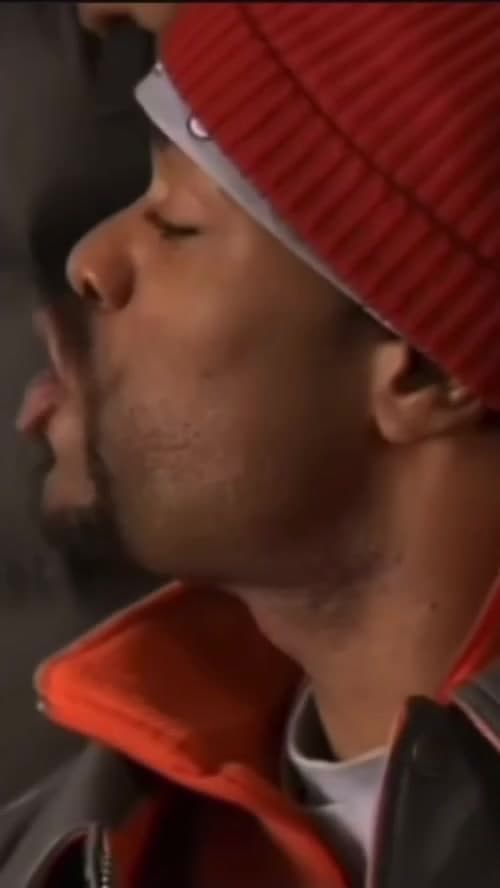 La escena del bofetón en 'How High' ocurre gracias a un impulso tan real como la química de Method Man y Redman, inspirados por su propio tema de 1995. Cypress Hill casi protagoniza esta comedia universitaria de culto.