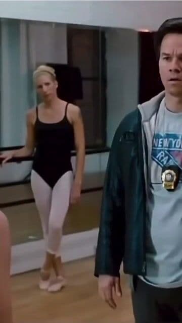 Descubre curiosidades de 'The Other Guys', comedia policial con Will Ferrell y Mark Wahlberg. Sabías que la famosa escena del león y el atún fue improvisada por Ferrell? Disfruta detalles sobre Adam McKay y el origen de la cinta.