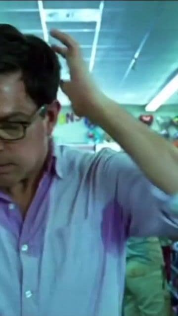 La escena más tensa de 'Hangover Part 3' ocurre en la farmacia, donde Stu intenta justificar una receta sospechosa. La película concluye la trilogía en Las Vegas con un tono más oscuro y la intervención de Alan.