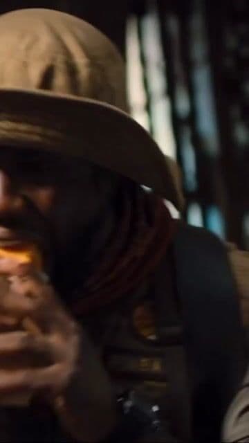 En 'Jumanji: Welcome to the Jungle', Kevin Hart y Dwayne Johnson fueron elegidos de inmediato gracias a su química en pantalla, vista antes en Central Intelligence. Este filme alcanzó un éxito global en 2017 con casi mil millones recaudados.