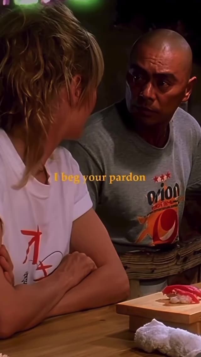 En 'Kill Bill: Vol. 1' (2003), la icónica escena del chándal amarillo de Uma Thurman rinde tributo a Bruce Lee y a 'Game of Death'. Quentin Tarantino y Thurman originaron la idea trabajando juntos en 1994 en 'Pulp Fiction'.