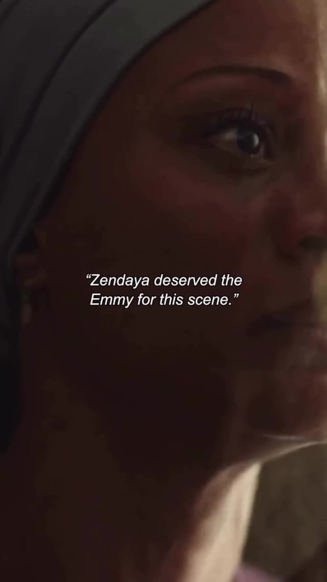 La pelea de Rue Bennett con su madre en 'Euphoria', episodio 5 de la temporada 2, mostró el rango emocional de Zendaya. En 2022, su actuación en esta escena le valió el Emmy, y definió la intensidad de su personaje en la serie.
