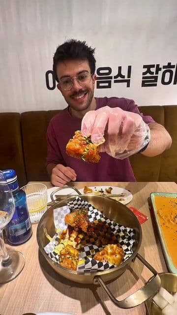 Un sitio top para disfrutar del mejor pollo frito coreano en Madrid.