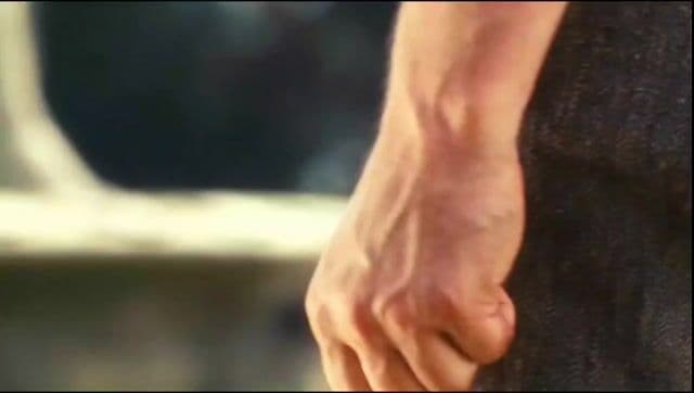 Descubre 'Atonement' (2007), el drama romántico dirigido por Joe Wright, donde una falsa acusación cambia vidas en plena Segunda Guerra Mundial. Destaca su poderosa emoción y brillante estética.