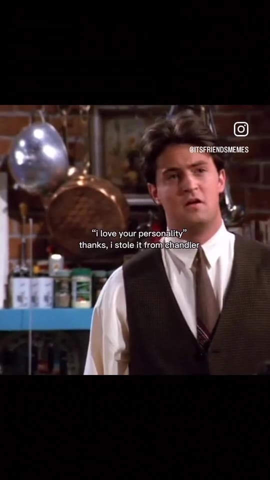 Una sitcom legendaria que definió una generación. Emmy ganadora, frases icónicas y química inigualable.