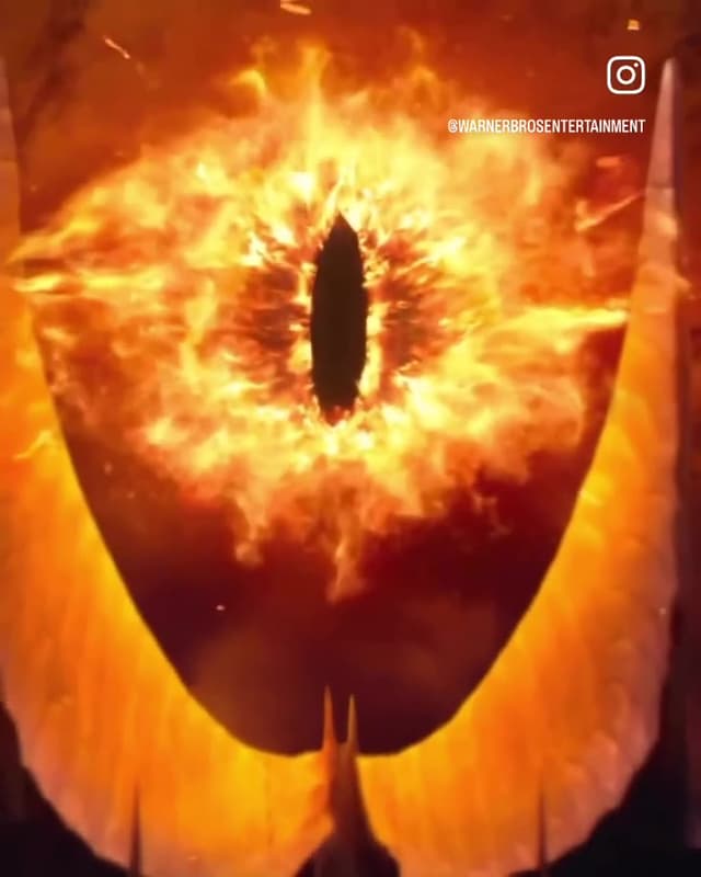 La fantasía que lo cambió todo La obra maestra de Tolkien llevada al cine por Peter Jackson. 11 Oscars y un legado que marcó el cine de fantasía.