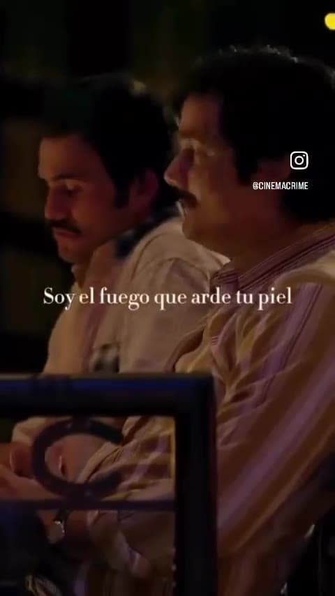 Ritmo trepidante, basada en hechos reales. Escobar y el narcotráfico nunca fueron tan adictivos.