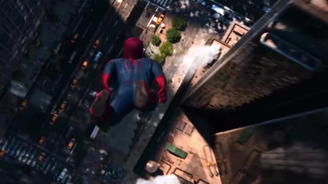 Durante la grabación de 'The Amazing Spider-Man 2', la escena de Times Square se rodó combinando efectos prácticos y CGI, intensificando el realismo de este icónico enfrentamiento entre Spider-Man y Electro en 2014.