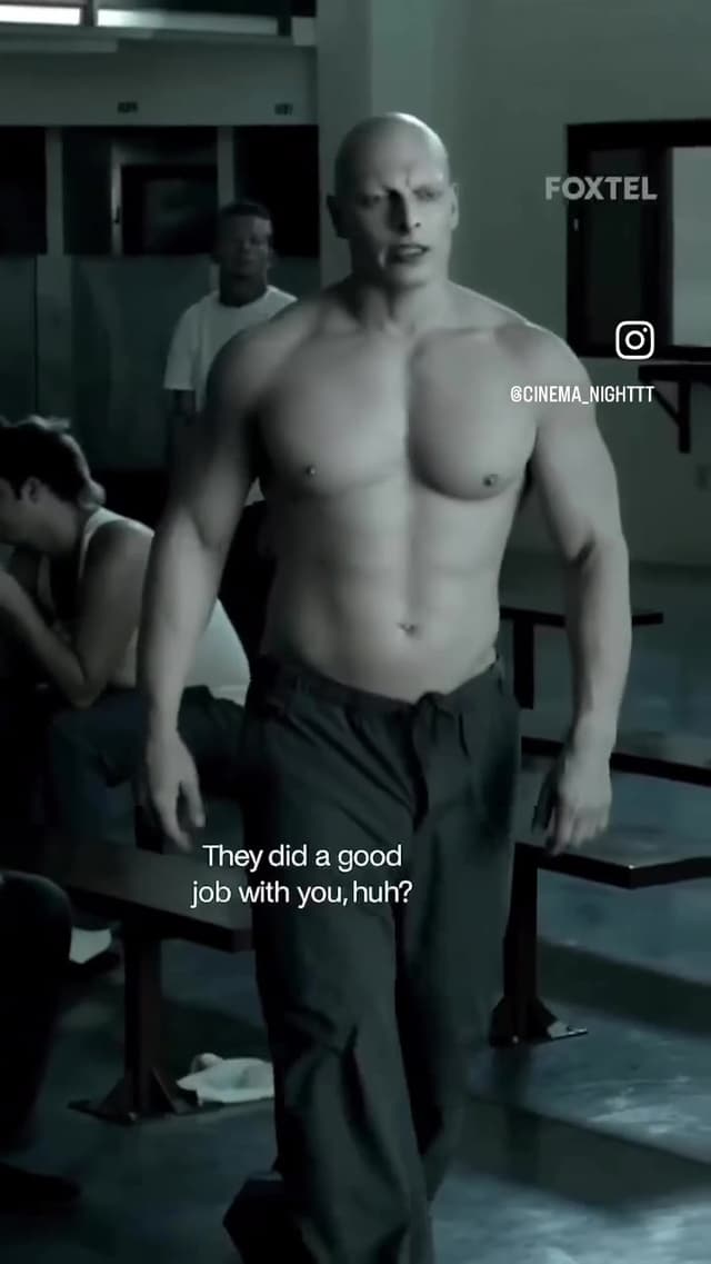 Serie infravalorada con peleas salvajes, crimen y drama. Un tesoro oculto para fans hardcore.