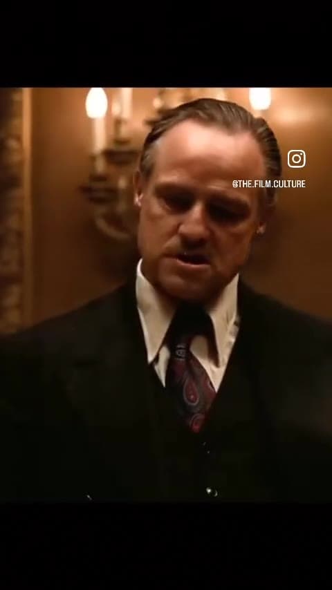 Obra maestra de Coppola, ganadora del Oscar. Definió el cine de mafias con una actuación legendaria de Marlon Brando.