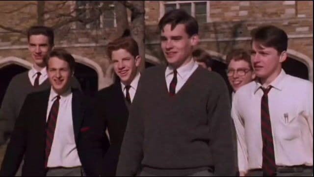 Descubre cómo 'Dead Poets Society' revolucionó el cine de drama y educación en 1959. Robin Williams y su legendario papel como profesor inspirador que enseña a sus estudiantes a cuestionar la conformidad y vivir intens