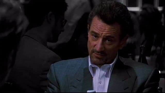 En 'Heat', Al Pacino y Robert De Niro no ensayaron juntos la escena del diner para lograr una tensión real. Este detalle resalta el enfrentamiento entre ambos personajes y define el estilo del director Michael Mann.