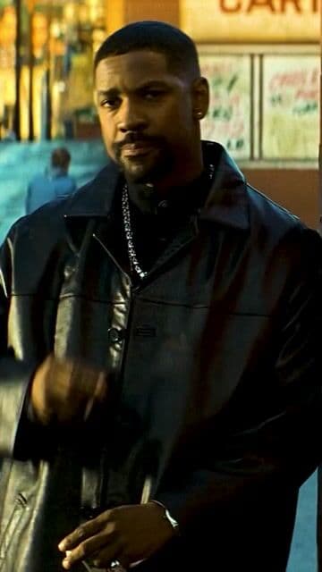 Denzel Washington improvisó parte de su famosa escena final en 'Training Day', lo que aportó mayor realismo y tensión al desenlace. Esta actuación marcó un antes y un después en el cine policíaco.