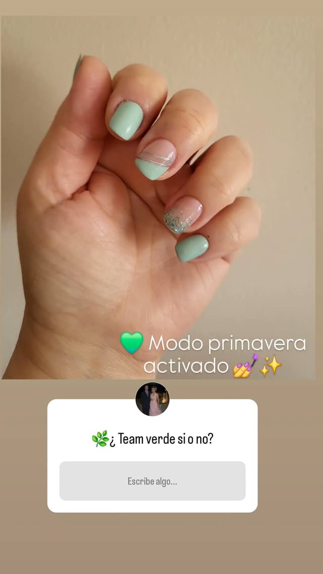 Nails 