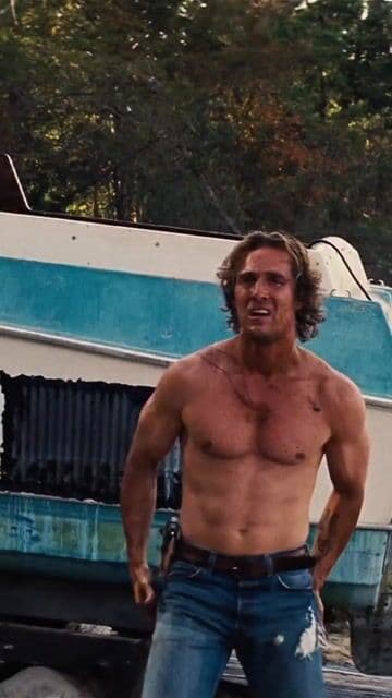 Descubre la crítica de 'Mud', película de 2012 con Matthew McConaughey. Analizamos el reparto, resumen de la trama y el realismo con actores no profesionales. Consulta detalles sobre el tráiler y verla online.