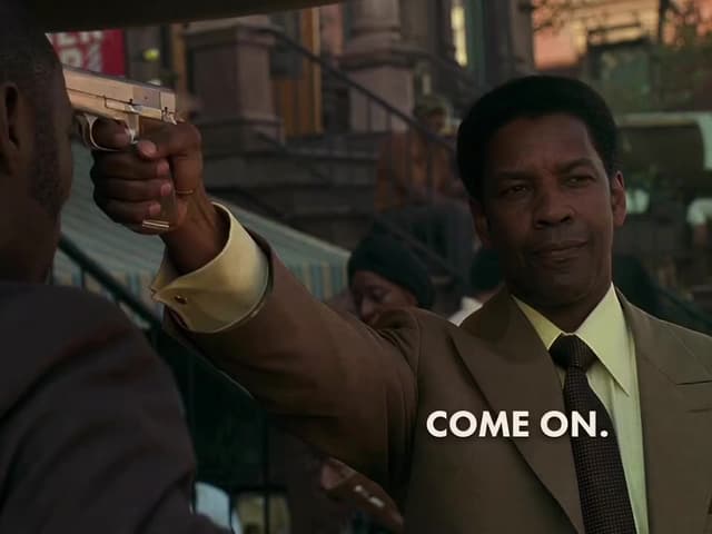 Durante el rodaje de 'American Gangster', Denzel Washington grabó charlas con el verdadero Frank Lucas y Ridley Scott filmó en 180 localizaciones de Nueva York. Antoine Fuqua fue el primer director elegido antes de Scott.