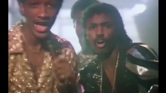 Te pone de buen humor desde el primer segundo. Tras dominar el funk y el disco en los 70, en los 80 perfeccionaron este sonido pulido e irresistible.