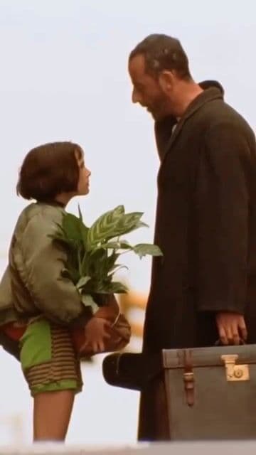 Natalie Portman debutó en el cine con 'Léon: El profesional'. Para intensificar la tensión de una escena, Luc Besson pidió a Gary Oldman improvisar, sorprendiendo realmente a Portman durante el