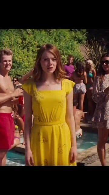La famosa escena del piano en 'La La Land' fue interpretada por Ryan Gosling sin dobles. El actor practicó meses para tocar la pieza, un detalle que fascina a los fanáticos de la partitura y de las canciones de la película.