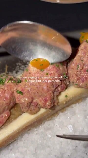 El steak tartar que llevábamos tiempo buscando. El resto está rico, aunque esperábamos un poco más por todo lo que nos habían hablado.