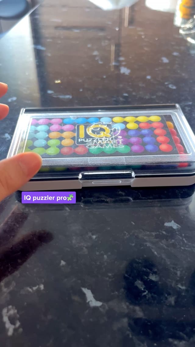 IQ puzzler pro