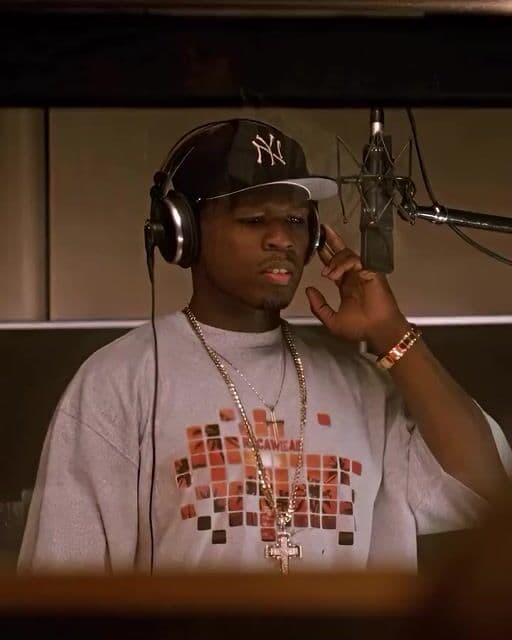 La canción 'Ghetto Qu’ran' de 50 Cent inspiró una de las escenas clave de 'Get Rich or Die Tryin' (2005). Solo el personaje Justice conserva su nombre real del caso original que relata la película.