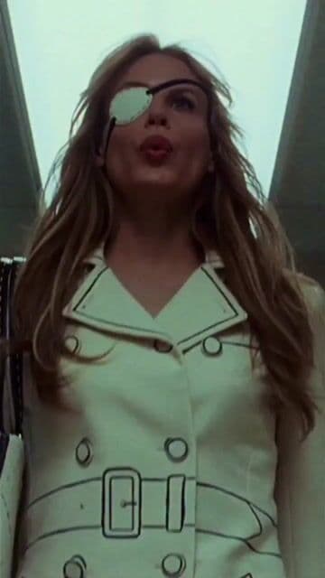 Elle Driver silbando Twisted Nerve en el hospital. Bernard Herrmann compuso la melodia en 1968 sin saber que decadas despues seria iconica.