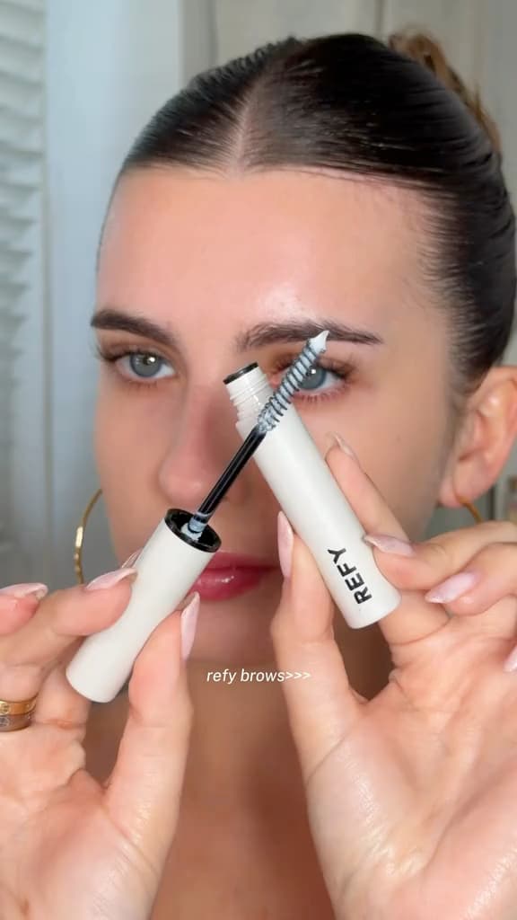 Cejas fijadas TODO el día ✨