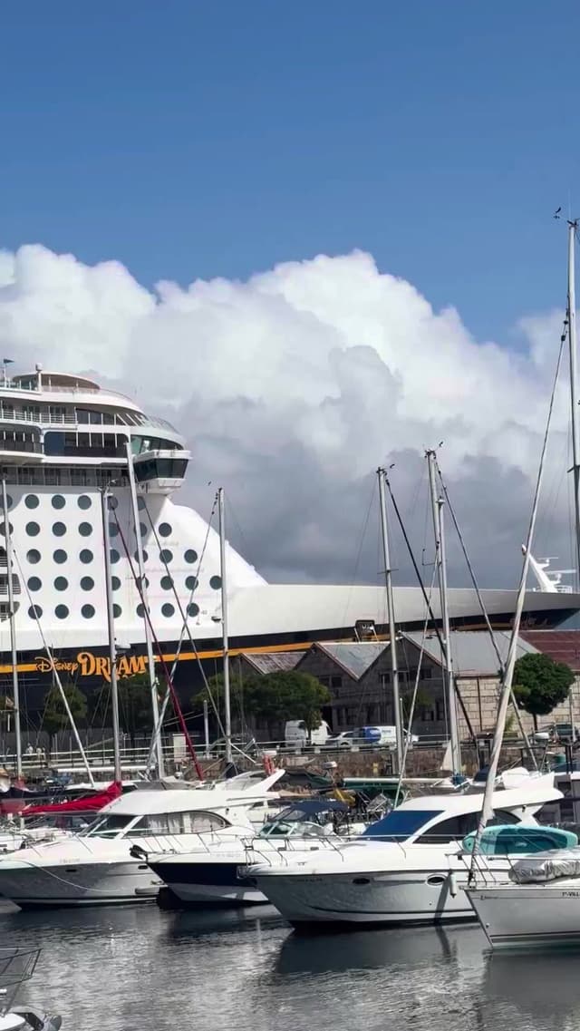 Crucero Disney Dream en el Puerto de Vigo este viernes
