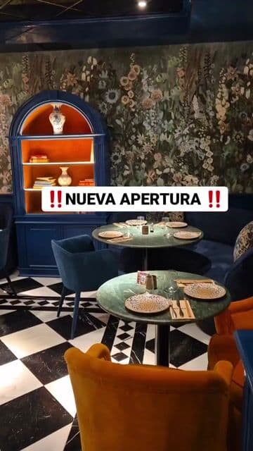 Restaurante nikkei del grupo Macao con filosofía Inditex: moda para todos los bolsillos. Ceviche limeño, roll parrillero, lomo saltado y nigiri de foie al fuego.