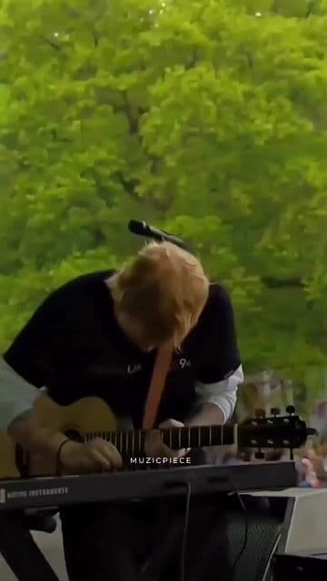 El hit eterno de Ed Sheeran. Ritmo pegajoso, letra romántica y el tema más reproducido de la historia en Apple Music.
#EdSheeran #ShapeOfYou #PopHits #TopAppleMusic #Temazo
