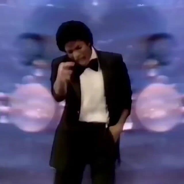 La melodía nació mientras Michael Jackson caminaba por su casa en Encino y no podía dejar de tararearla durante días. Fue la primera canción que escribió completamente solo y debutó su icónico falsete y los característicos 'hiccups' vocales.