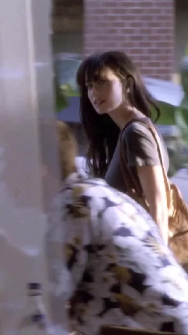 En 'The L Word', las escenas entre Bette Porter y Tina Kennard fueron desarrolladas cuidadosamente para mostrar la evolución de la representación LGBT+ en televisión, marcando un hito en el drama contemporáneo.
