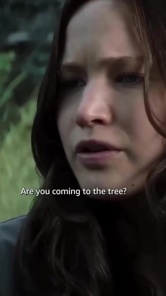 En 'The Hunger Games: Mockingjay Part 1', Jennifer Lawrence canta The Hanging Tree en una potente escena que se volvió icónica del soundtrack y símbolo de la rebelión en la saga. Así se grabó uno de los momentos