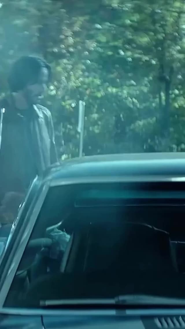 Para 'John Wick' (2014), Keanu Reeves entrenó durante meses en tiro, artes marciales y conducción. Su preparación llevó el realismo de las escenas de acción a otro nivel y dejó una huella en el cine de acción moderno.