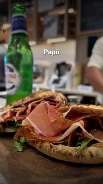 Descubre Papomexico Polanco, restaurante italiano en CDMX famoso por sus paposcias y tiramisú artesanal. Calidad en pan horneado y auténticos ingredientes italianos.