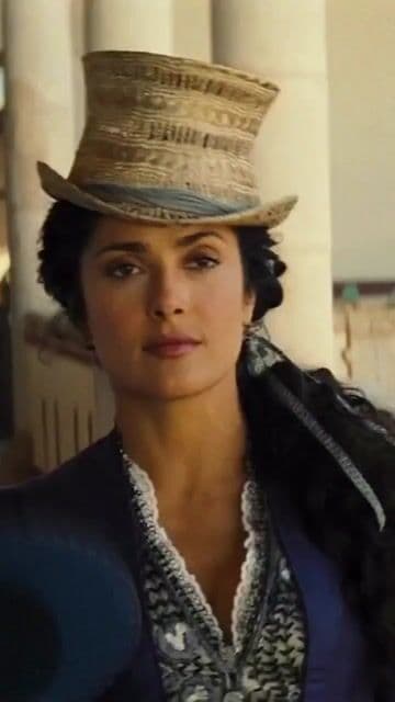 Penélope Cruz y Salma Hayek como dos bandidas mexicanas que asaltan bancos para devolver la tierra robada a los campesinos. Aventura divertida con dos estrellas deslumbrantes