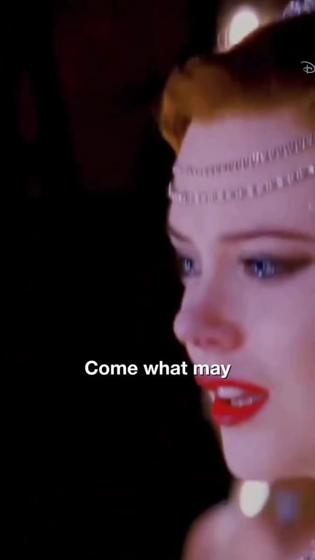 La icónica 'Come What May' de 'Moulin Rouge!' fue descalificada del Óscar, ya que Baz Luhrmann y su equipo la compusieron inicialmente para 'Romeo + Juliet'. Un dato curioso sobre la música del famoso musical y su historia.