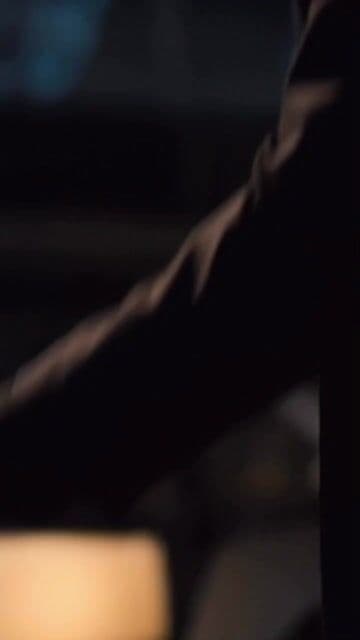 Los Vengadores se enfrentan a Ultrón, una inteligencia artificial creada por Tony Stark que amenaza con destruir la humanidad. Acción colosal y el nacimiento de Visión