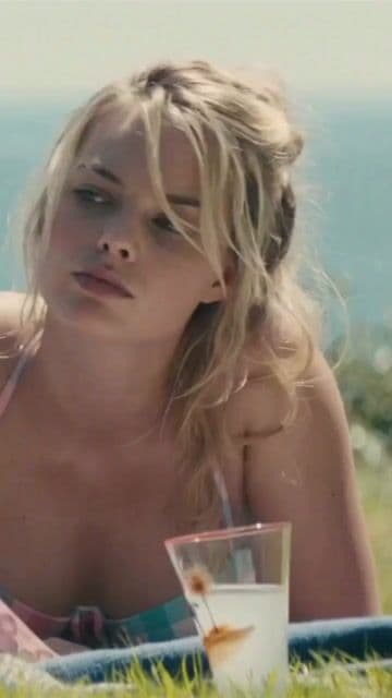 Mucha gente no sabe que Margot Robbie tiene un breve cameo en About Time como uno de los primeros intereses amorosos de Tim.