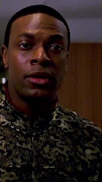 Jackie Chan y Chris Tucker regresan con más acción y carcajadas en Hong Kong y Las Vegas. La química entre ambos es pura dinamita cómica