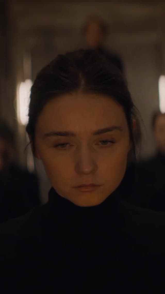 En 'Dune: Prophecy', la creación de la legendaria Bene Gesserit surge gracias a las hermanas Harkonnen, quienes luchan por el futuro de la humanidad. Serie esencial para fans del universo Dune y de la ciencia ficción clásica.