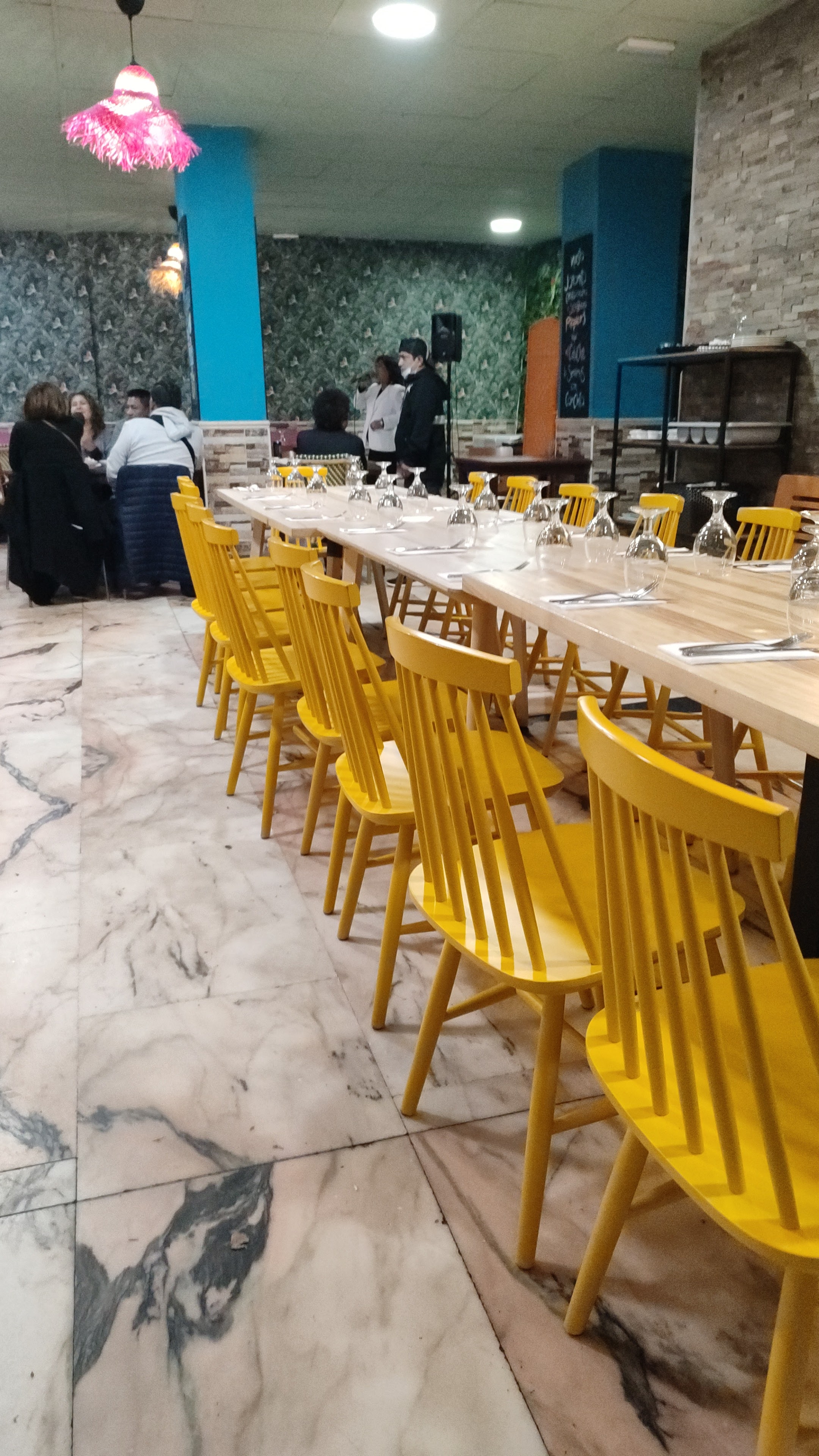 Restaurant Pollos Al Carbón Parrillas