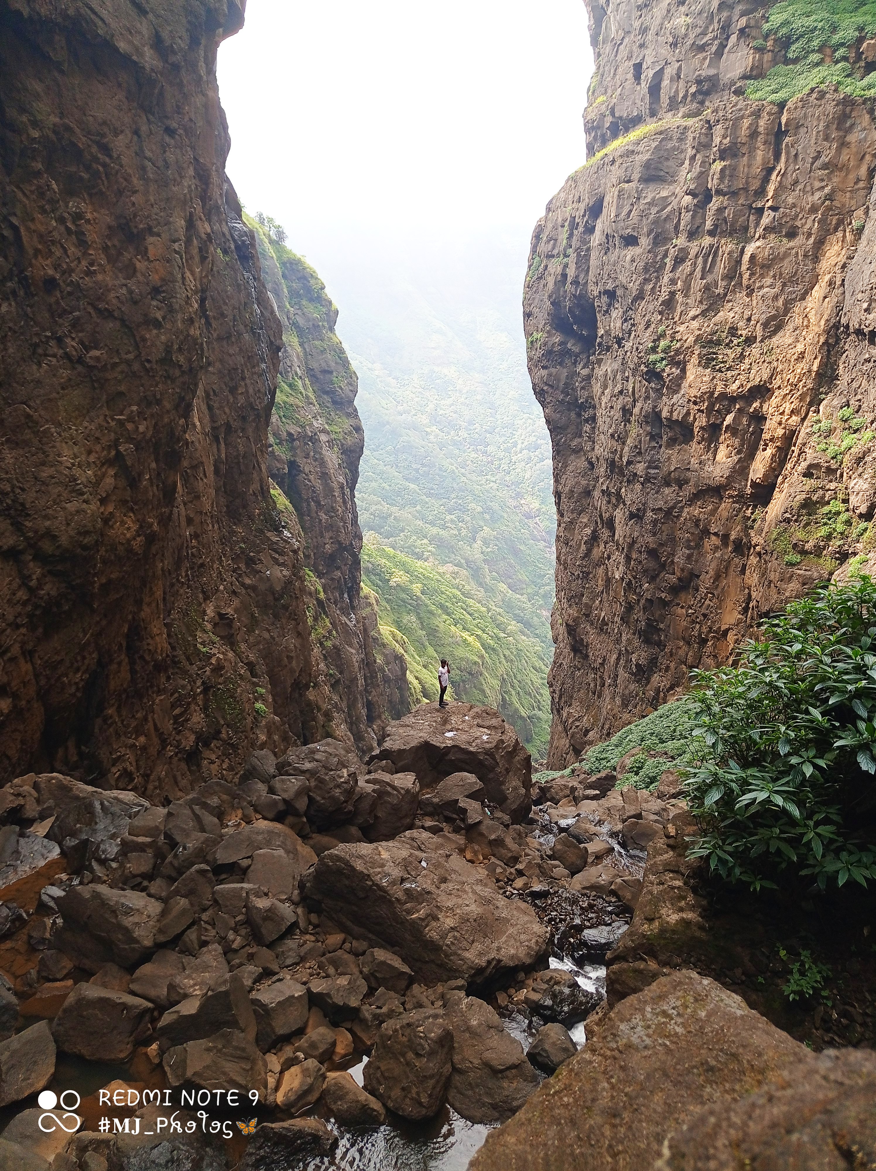 Lugar Sandhan Valley